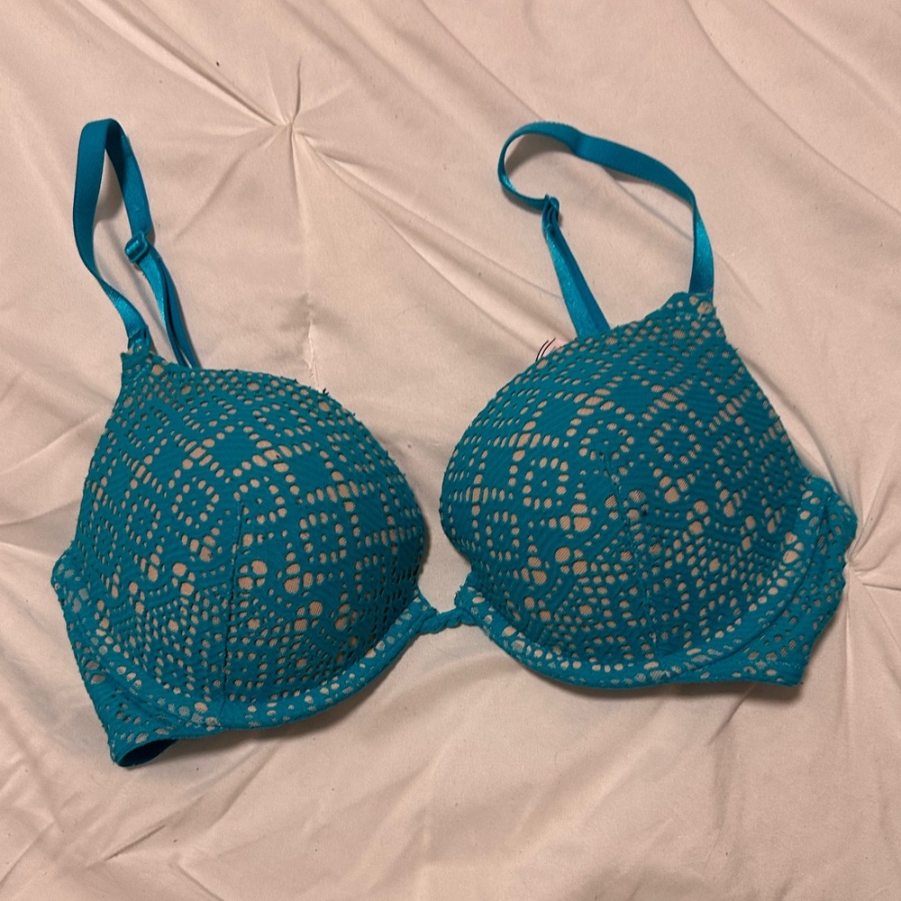 Victoria's Secret Teal Lace Bra